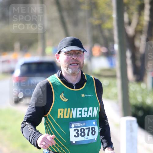 06.04.2025 - 44. Internationalen Wilhelmsburger Insellauf Jannik Wohlers http://msf.ph/oto/7598871 06.04.2025 10:38:55 Laufen 3878 meine-sportfotos.de