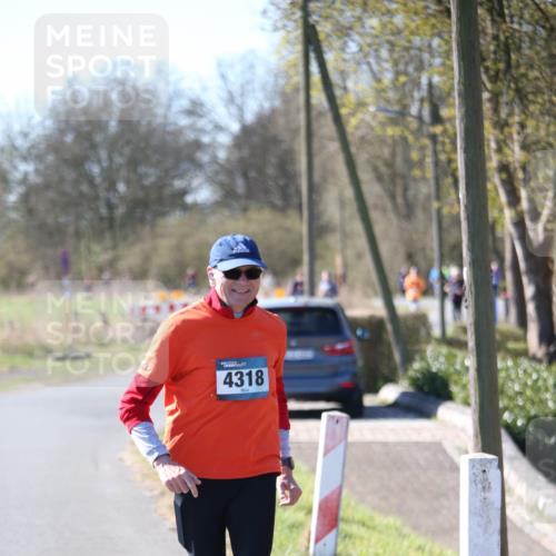 06.04.2025 - 44. Internationalen Wilhelmsburger Insellauf Jannik Wohlers http://msf.ph/oto/7598919 06.04.2025 10:39:02 Laufen 4318 meine-sportfotos.de