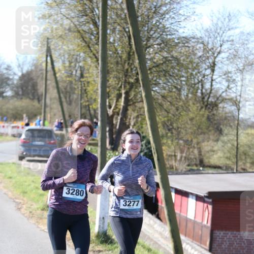 06.04.2025 - 44. Internationalen Wilhelmsburger Insellauf Jannik Wohlers http://msf.ph/oto/7599019 06.04.2025 10:39:26 Laufen 3280, 3277 meine-sportfotos.de