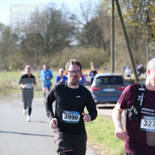 06.04.2025 - 44. Internationalen Wilhelmsburger Insellauf Jannik Wohlers http://msf.ph/oto/7599078 06.04.2025 10:39:36 Laufen 3990, 327 meine-sportfotos.de