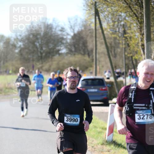 06.04.2025 - 44. Internationalen Wilhelmsburger Insellauf Jannik Wohlers http://msf.ph/oto/7599087 06.04.2025 10:39:36 Laufen 3990, 3278 meine-sportfotos.de