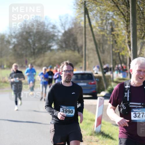 06.04.2025 - 44. Internationalen Wilhelmsburger Insellauf Jannik Wohlers http://msf.ph/oto/7599093 06.04.2025 10:39:37 Laufen 3990, 3278 meine-sportfotos.de