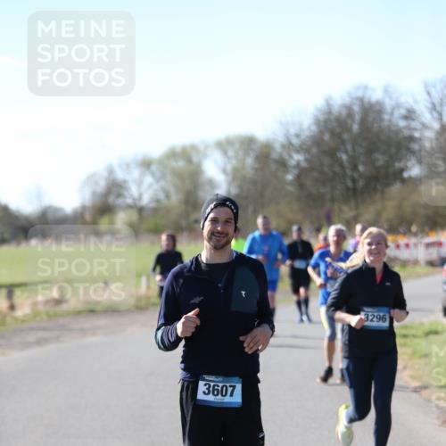 06.04.2025 - 44. Internationalen Wilhelmsburger Insellauf Jannik Wohlers http://msf.ph/oto/7599118 06.04.2025 10:39:41 Laufen 3607, 3296 meine-sportfotos.de