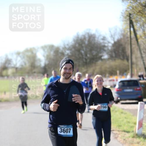 06.04.2025 - 44. Internationalen Wilhelmsburger Insellauf Jannik Wohlers http://msf.ph/oto/7599134 06.04.2025 10:39:42 Laufen 3607, 296 meine-sportfotos.de