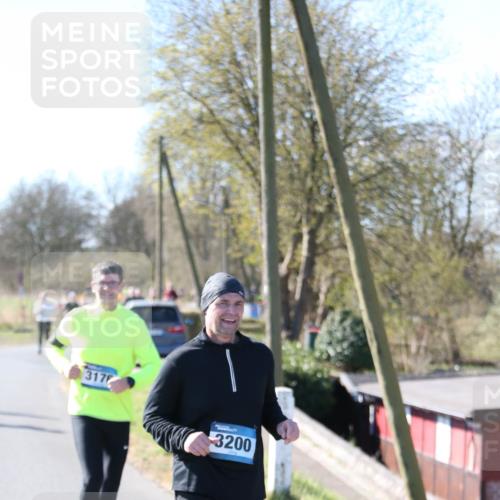 06.04.2025 - 44. Internationalen Wilhelmsburger Insellauf Jannik Wohlers http://msf.ph/oto/7599229 06.04.2025 10:39:51 Laufen 3178, 3200 meine-sportfotos.de