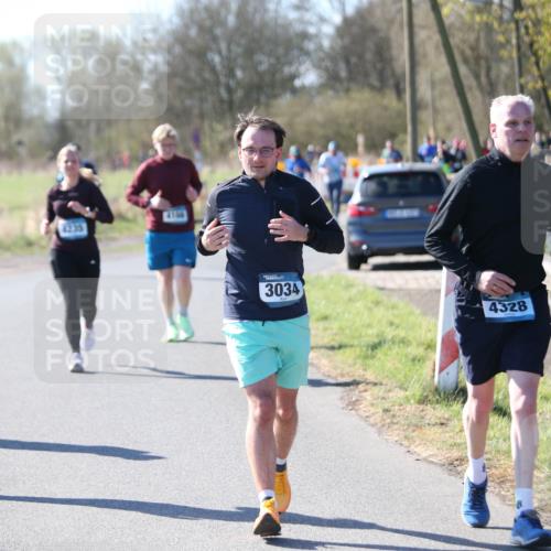 06.04.2025 - 44. Internationalen Wilhelmsburger Insellauf Jannik Wohlers http://msf.ph/oto/7599318 06.04.2025 10:40:10 Laufen 3919, 4235, 3034, 4328 meine-sportfotos.de