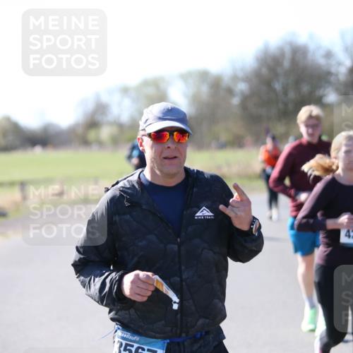 06.04.2025 - 44. Internationalen Wilhelmsburger Insellauf Jannik Wohlers http://msf.ph/oto/7599364 06.04.2025 10:40:14 Laufen 35, 4235 meine-sportfotos.de