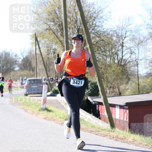 06.04.2025 - 44. Internationalen Wilhelmsburger Insellauf Jannik Wohlers http://msf.ph/oto/7599453 06.04.2025 10:40:24 Laufen 3421 meine-sportfotos.de