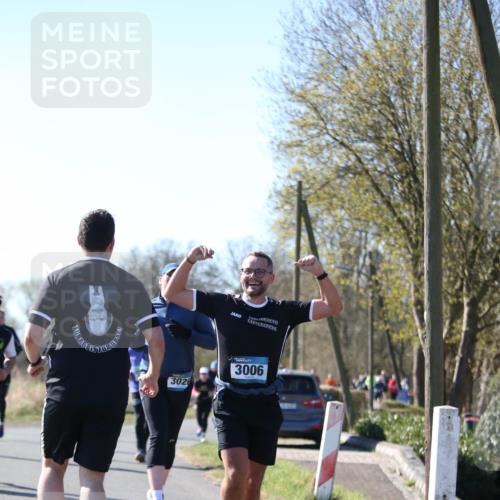 06.04.2025 - 44. Internationalen Wilhelmsburger Insellauf Jannik Wohlers http://msf.ph/oto/7599720 06.04.2025 10:40:48 Laufen 3026, 3006 meine-sportfotos.de