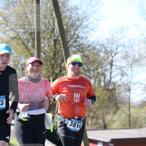 06.04.2025 - 44. Internationalen Wilhelmsburger Insellauf Jannik Wohlers http://msf.ph/oto/7599950 06.04.2025 10:41:08 Laufen 30, 23, 3816 meine-sportfotos.de
