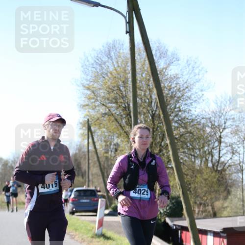 06.04.2025 - 44. Internationalen Wilhelmsburger Insellauf Jannik Wohlers http://msf.ph/oto/7600012 06.04.2025 10:41:14 Laufen 4015, 4029 meine-sportfotos.de