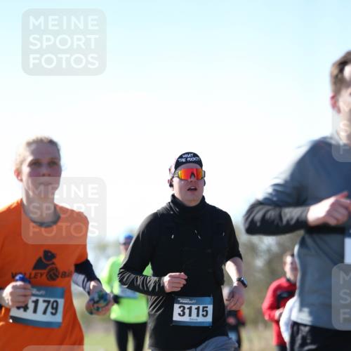 06.04.2025 - 44. Internationalen Wilhelmsburger Insellauf Jannik Wohlers http://msf.ph/oto/7600057 06.04.2025 10:41:25 Laufen 179, 3115 meine-sportfotos.de