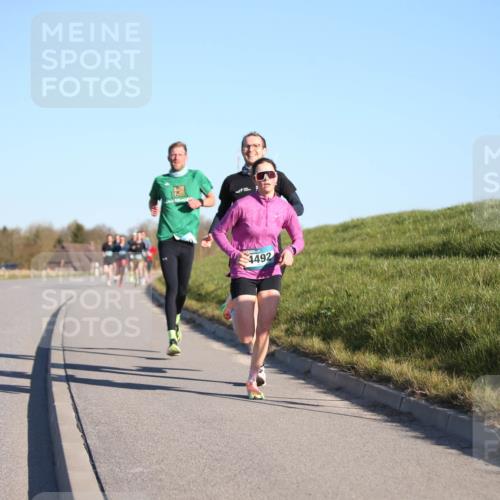 06.04.2025 - 44. Internationalen Wilhelmsburger Insellauf Jannik Wohlers http://msf.ph/oto/7600131 06.04.2025 09:18:53 Laufen 4492 meine-sportfotos.de