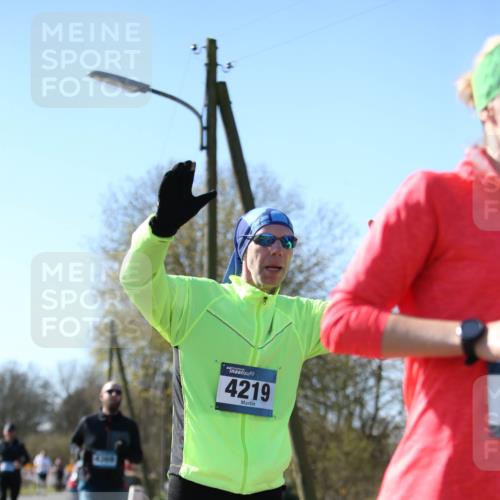 06.04.2025 - 44. Internationalen Wilhelmsburger Insellauf Jannik Wohlers http://msf.ph/oto/7600167 06.04.2025 10:41:33 Laufen 11010, 4219 meine-sportfotos.de