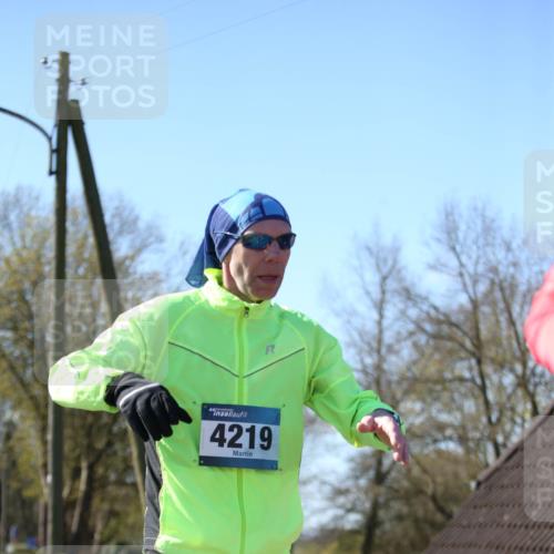 06.04.2025 - 44. Internationalen Wilhelmsburger Insellauf Jannik Wohlers http://msf.ph/oto/7600178 06.04.2025 10:41:34 Laufen 4219 meine-sportfotos.de