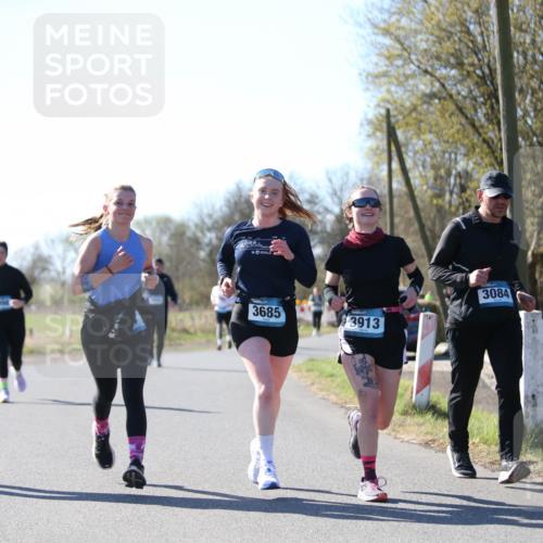 06.04.2025 - 44. Internationalen Wilhelmsburger Insellauf Jannik Wohlers http://msf.ph/oto/7600207 06.04.2025 10:41:38 Laufen 3405, 3685, 3913, 3084 meine-sportfotos.de