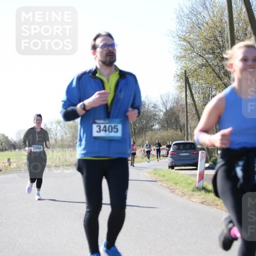 06.04.2025 - 44. Internationalen Wilhelmsburger Insellauf Jannik Wohlers http://msf.ph/oto/7600234 06.04.2025 10:41:40 Laufen 3998, 3405, 31, 4323, 24 meine-sportfotos.de