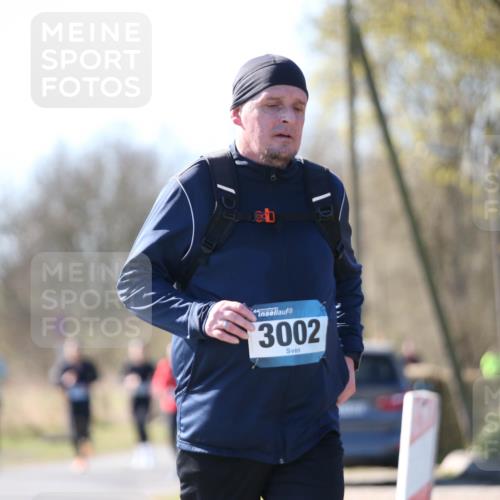 06.04.2025 - 44. Internationalen Wilhelmsburger Insellauf Jannik Wohlers http://msf.ph/oto/7600294 06.04.2025 10:41:46 Laufen 3002 meine-sportfotos.de