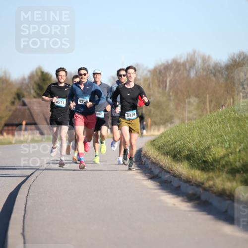 06.04.2025 - 44. Internationalen Wilhelmsburger Insellauf Jannik Wohlers http://msf.ph/oto/7600302 06.04.2025 09:18:57 Laufen 4511, 4235, 3961, 4439 meine-sportfotos.de