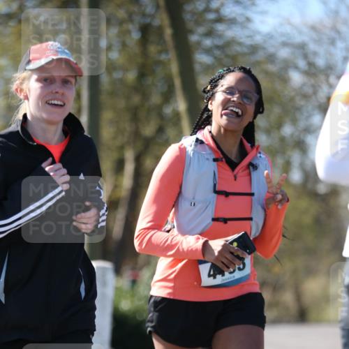 06.04.2025 - 44. Internationalen Wilhelmsburger Insellauf Jannik Wohlers http://msf.ph/oto/7600350 06.04.2025 10:41:55 Laufen 4 meine-sportfotos.de