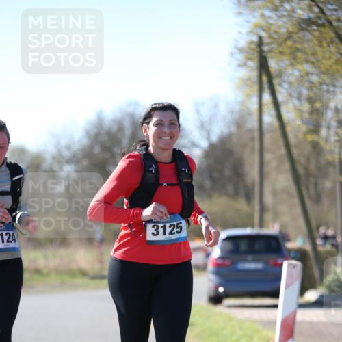 06.04.2025 - 44. Internationalen Wilhelmsburger Insellauf Jannik Wohlers http://msf.ph/oto/7600358 06.04.2025 10:41:59 Laufen 124, 3125 meine-sportfotos.de