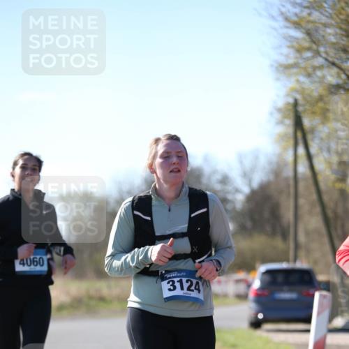 06.04.2025 - 44. Internationalen Wilhelmsburger Insellauf Jannik Wohlers http://msf.ph/oto/7600369 06.04.2025 10:42:00 Laufen 4060, 3124 meine-sportfotos.de