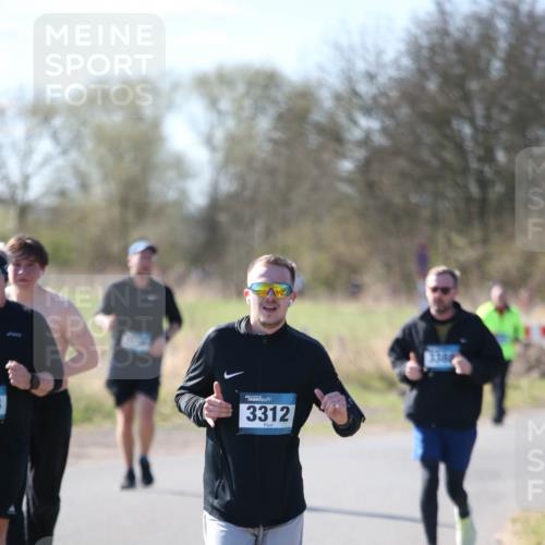 06.04.2025 - 44. Internationalen Wilhelmsburger Insellauf Jannik Wohlers http://msf.ph/oto/7600498 06.04.2025 10:42:30 Laufen 3312 meine-sportfotos.de
