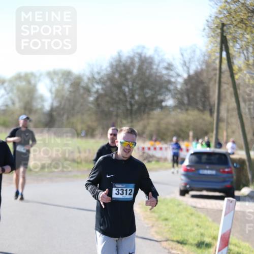 06.04.2025 - 44. Internationalen Wilhelmsburger Insellauf Jannik Wohlers http://msf.ph/oto/7600518 06.04.2025 10:42:32 Laufen 3312 meine-sportfotos.de