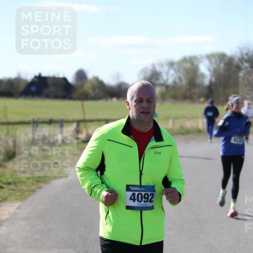 06.04.2025 - 44. Internationalen Wilhelmsburger Insellauf Jannik Wohlers http://msf.ph/oto/7600606 06.04.2025 10:42:50 Laufen 4092 meine-sportfotos.de