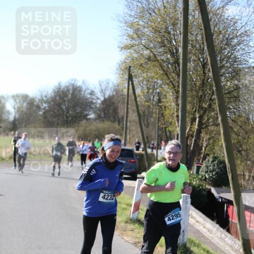 06.04.2025 - 44. Internationalen Wilhelmsburger Insellauf Jannik Wohlers http://msf.ph/oto/7600616 06.04.2025 10:42:52 Laufen 4232, 4295 meine-sportfotos.de