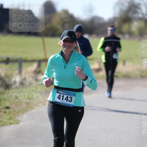 06.04.2025 - 44. Internationalen Wilhelmsburger Insellauf Jannik Wohlers http://msf.ph/oto/7600646 06.04.2025 10:42:57 Laufen 4143 meine-sportfotos.de