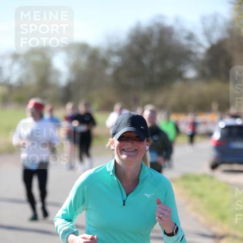 06.04.2025 - 44. Internationalen Wilhelmsburger Insellauf Jannik Wohlers http://msf.ph/oto/7600677 06.04.2025 10:42:59 Laufen 44, 4143 meine-sportfotos.de