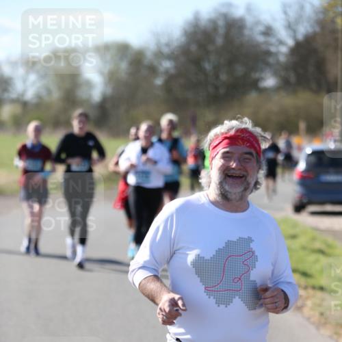 06.04.2025 - 44. Internationalen Wilhelmsburger Insellauf Jannik Wohlers http://msf.ph/oto/7600711 06.04.2025 10:43:03 Laufen 4539 meine-sportfotos.de