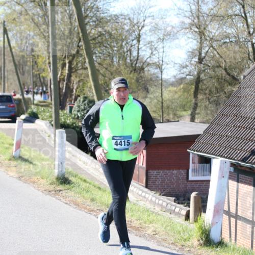 06.04.2025 - 44. Internationalen Wilhelmsburger Insellauf Jannik Wohlers http://msf.ph/oto/7600857 06.04.2025 10:43:12 Laufen 4415, 14 meine-sportfotos.de