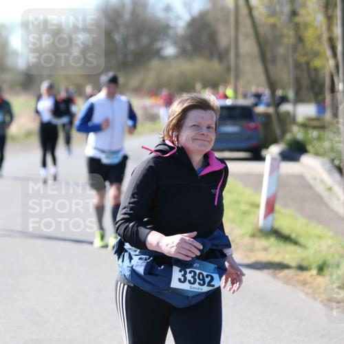 06.04.2025 - 44. Internationalen Wilhelmsburger Insellauf Jannik Wohlers http://msf.ph/oto/7601097 06.04.2025 10:43:51 Laufen 3392 meine-sportfotos.de