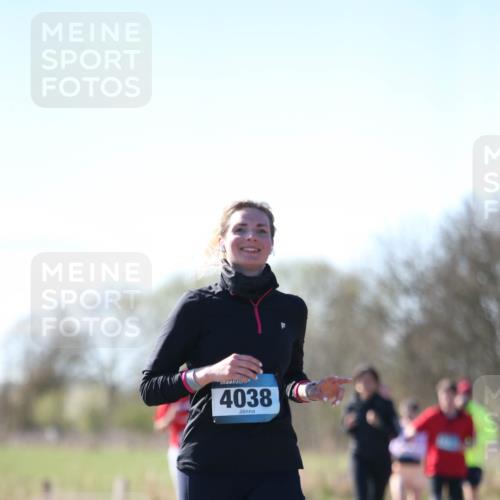 06.04.2025 - 44. Internationalen Wilhelmsburger Insellauf Jannik Wohlers http://msf.ph/oto/7601183 06.04.2025 10:44:02 Laufen 4038 meine-sportfotos.de