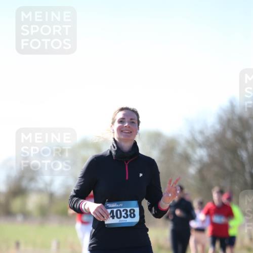 06.04.2025 - 44. Internationalen Wilhelmsburger Insellauf Jannik Wohlers http://msf.ph/oto/7601186 06.04.2025 10:44:03 Laufen 4038 meine-sportfotos.de