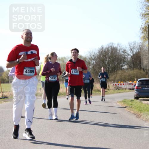 06.04.2025 - 44. Internationalen Wilhelmsburger Insellauf Jannik Wohlers http://msf.ph/oto/7601232 06.04.2025 10:44:12 Laufen 4489, 3493, 3507, 5135, 4491, 1287, 4321 meine-sportfotos.de