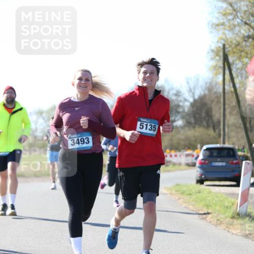 06.04.2025 - 44. Internationalen Wilhelmsburger Insellauf Jannik Wohlers http://msf.ph/oto/7601246 06.04.2025 10:44:14 Laufen 4517, 3493, 5135 meine-sportfotos.de