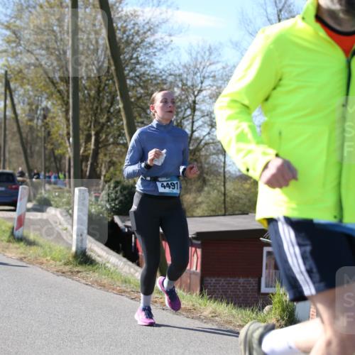 06.04.2025 - 44. Internationalen Wilhelmsburger Insellauf Jannik Wohlers http://msf.ph/oto/7601294 06.04.2025 10:44:18 Laufen 4491 meine-sportfotos.de
