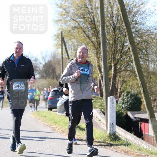06.04.2025 - 44. Internationalen Wilhelmsburger Insellauf Jannik Wohlers http://msf.ph/oto/7601419 06.04.2025 10:44:46 Laufen 3868, 3483, 3482, 39 meine-sportfotos.de