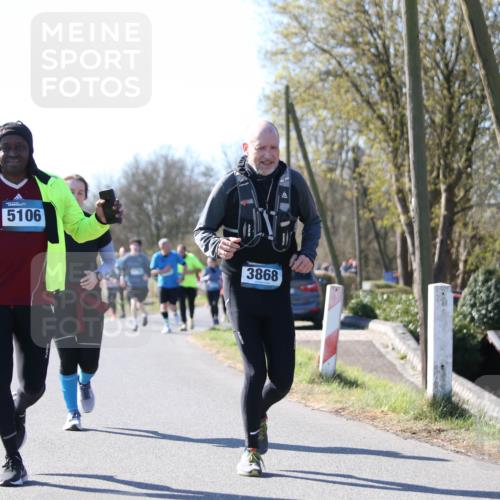 06.04.2025 - 44. Internationalen Wilhelmsburger Insellauf Jannik Wohlers http://msf.ph/oto/7601468 06.04.2025 10:44:48 Laufen 5106, 3868 meine-sportfotos.de