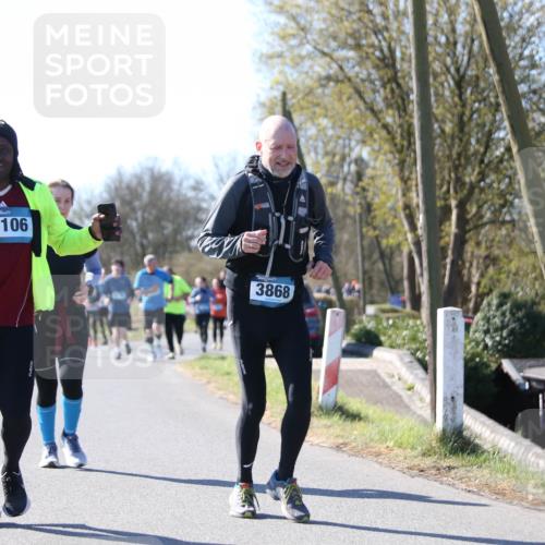 06.04.2025 - 44. Internationalen Wilhelmsburger Insellauf Jannik Wohlers http://msf.ph/oto/7601472 06.04.2025 10:44:48 Laufen 5106, 3868 meine-sportfotos.de