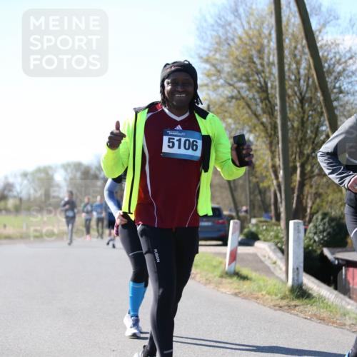 06.04.2025 - 44. Internationalen Wilhelmsburger Insellauf Jannik Wohlers http://msf.ph/oto/7601496 06.04.2025 10:44:49 Laufen 5106, 3868 meine-sportfotos.de