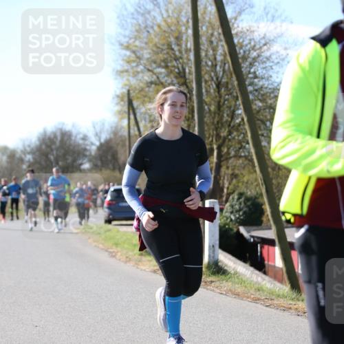 06.04.2025 - 44. Internationalen Wilhelmsburger Insellauf Jannik Wohlers http://msf.ph/oto/7601512 06.04.2025 10:44:50 Laufen 5106 meine-sportfotos.de