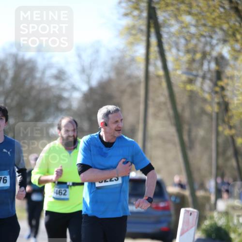 06.04.2025 - 44. Internationalen Wilhelmsburger Insellauf Jannik Wohlers http://msf.ph/oto/7601520 06.04.2025 10:44:55 Laufen 76, 462 meine-sportfotos.de