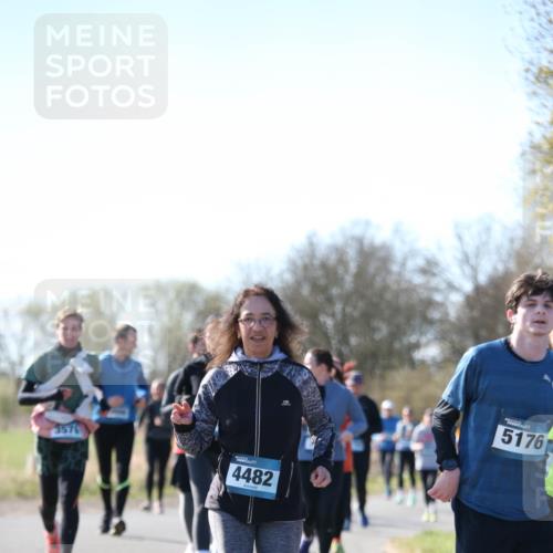 06.04.2025 - 44. Internationalen Wilhelmsburger Insellauf Jannik Wohlers http://msf.ph/oto/7601534 06.04.2025 10:44:57 Laufen 3571, 4482, 5176 meine-sportfotos.de