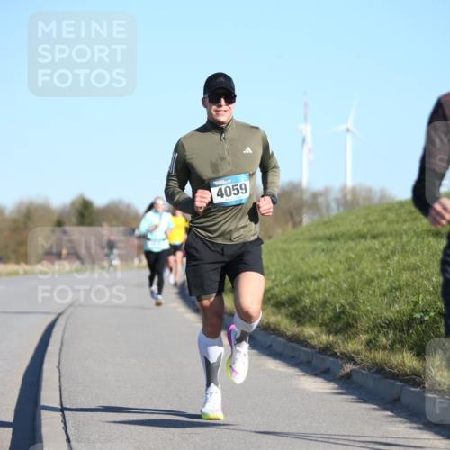 06.04.2025 - 44. Internationalen Wilhelmsburger Insellauf Jannik Wohlers http://msf.ph/oto/7603393 06.04.2025 09:21:00 Laufen 4059, 4215 meine-sportfotos.de