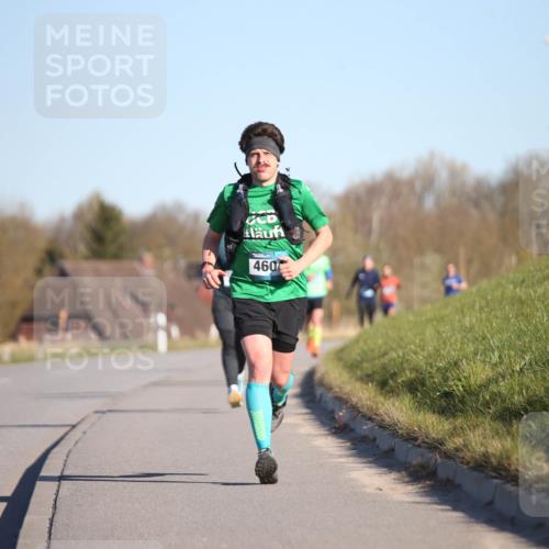 06.04.2025 - 44. Internationalen Wilhelmsburger Insellauf Jannik Wohlers http://msf.ph/oto/7604542 06.04.2025 09:21:56 Laufen 460 meine-sportfotos.de