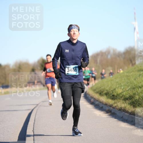 06.04.2025 - 44. Internationalen Wilhelmsburger Insellauf Jannik Wohlers http://msf.ph/oto/7604827 06.04.2025 09:22:15 Laufen 3461 meine-sportfotos.de
